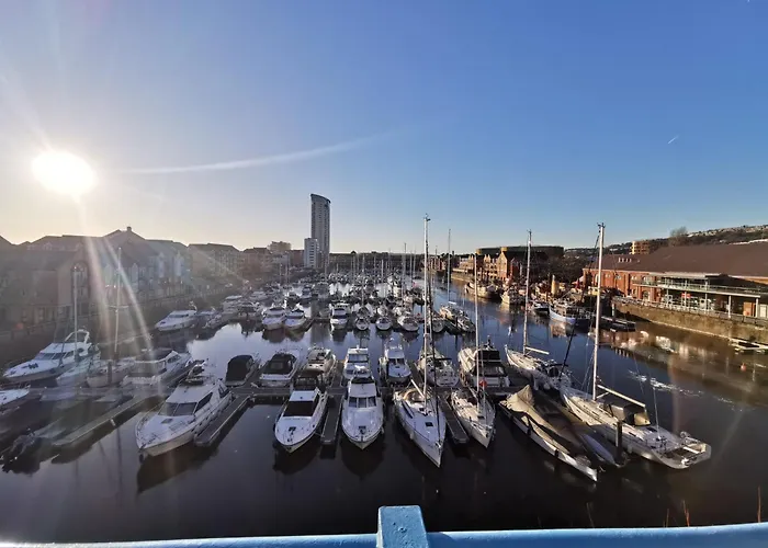 Abernethy Quay - Swansea Marina